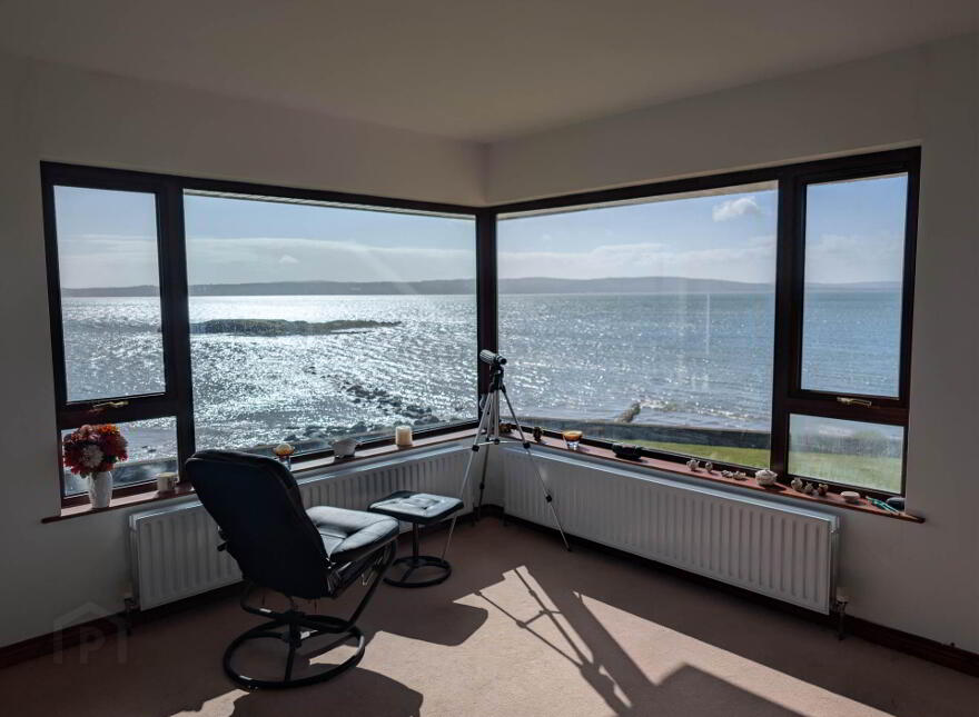 6 Island Park, Carrickfergus, BT38 8TW