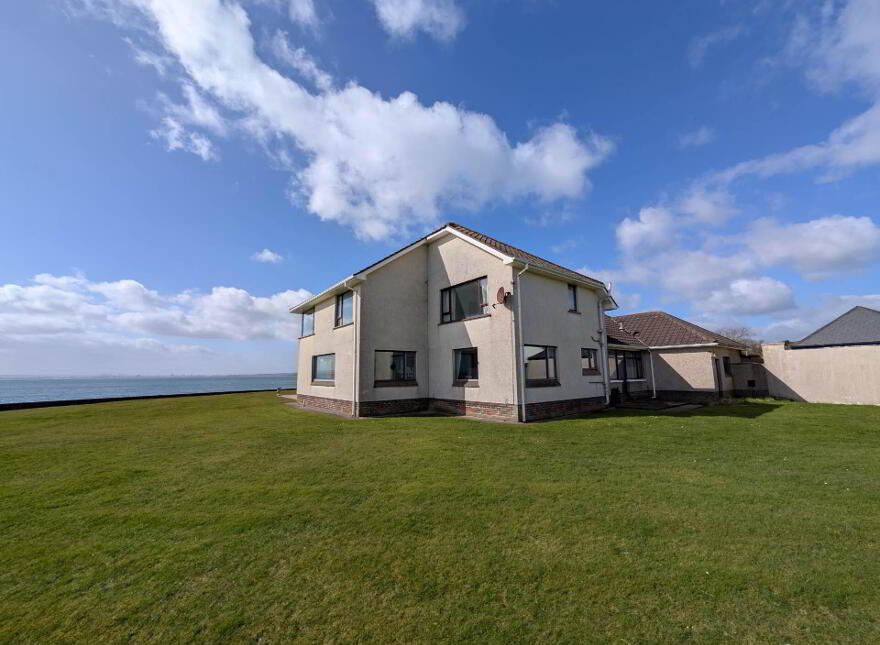 6 Island Park, Carrickfergus, BT38 8TW