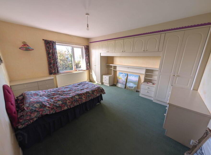 6 Island Park, Carrickfergus, BT38 8TW