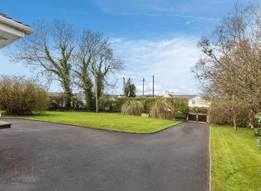 Cairnview, 120 Ballybarnes Road, Craigantlet, Newtownards, BT23 4TD