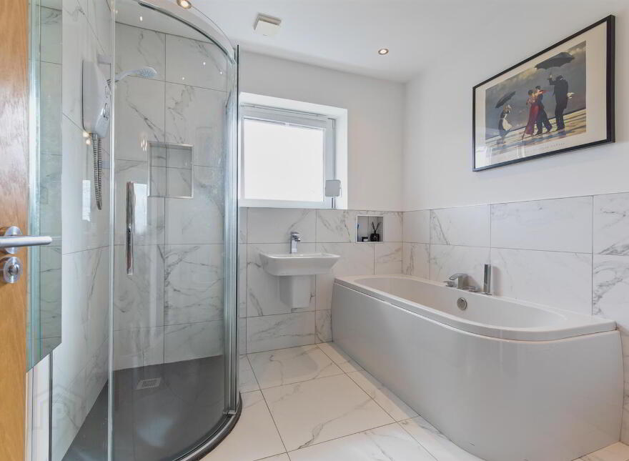 Cairnview, 120 Ballybarnes Road, Craigantlet, Newtownards, BT23 4TD