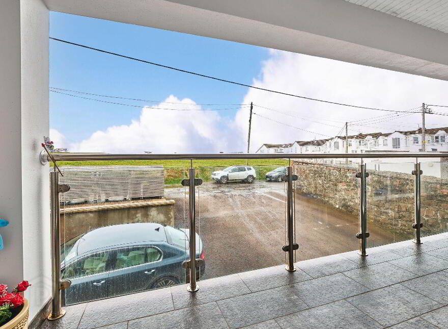 Apt 5, 6 Hillside House, Portstewart, BT55 7AZ