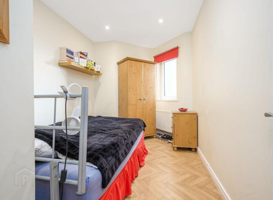 Apt 5, 6 Hillside House, Portstewart, BT55 7AZ