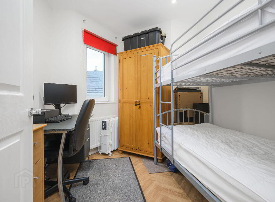 Apt 5, 6 Hillside House, Portstewart, BT55 7AZ