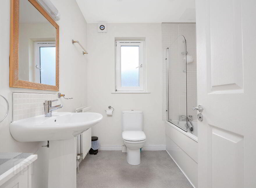 Apt 5, 6 Hillside House, Portstewart, BT55 7AZ