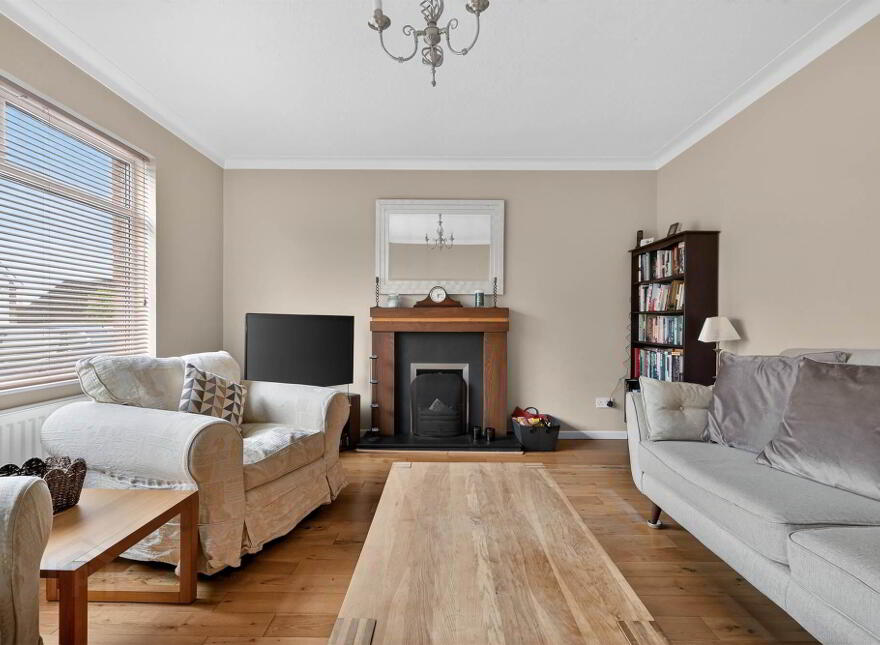 8 Orchard Rise, Belfast, BT8 7DA