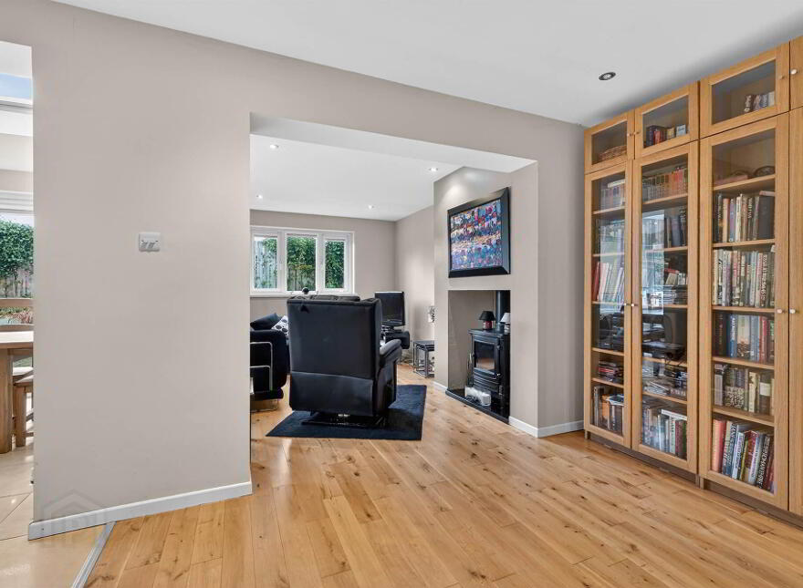 8 Orchard Rise, Belfast, BT8 7DA