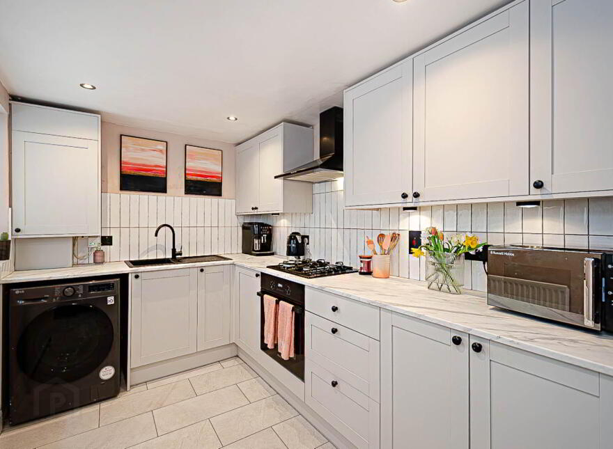 102 Tildarg Street, Woodstock, Belfast, BT6 8NJ