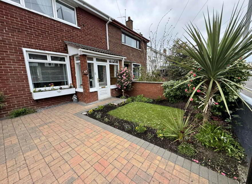 66 Victoria Road, Carrickfergus, BT38 7JJ