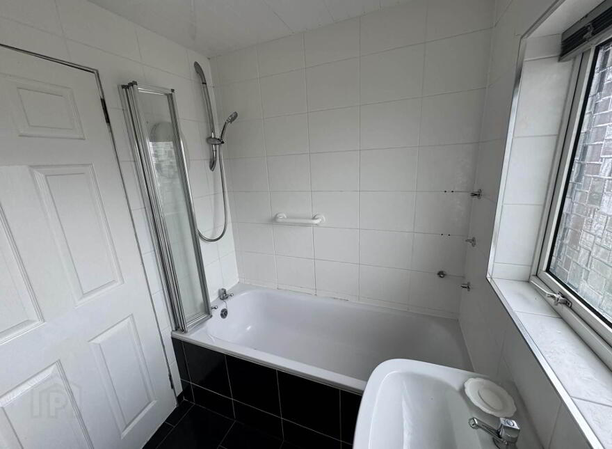 66 Victoria Road, Carrickfergus, BT38 7JJ