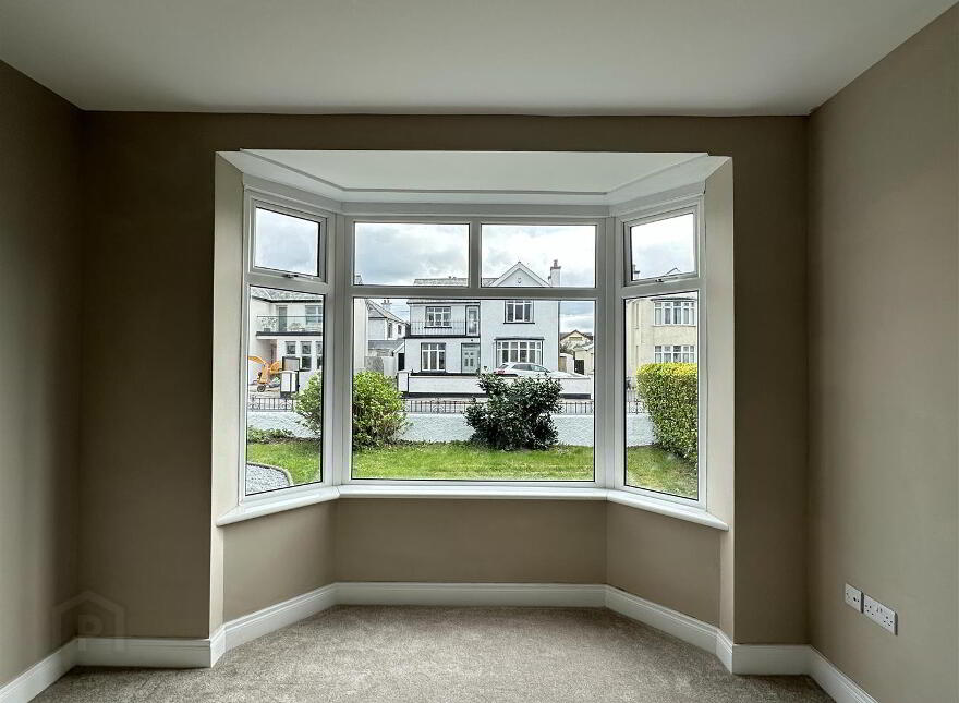 23 Shimna Road, Newcastle, BT33 0EE