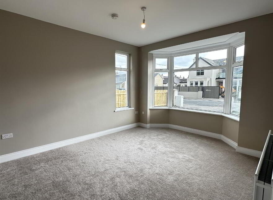 23 Shimna Road, Newcastle, BT33 0EE