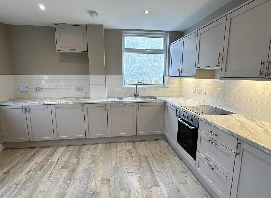 23 Shimna Road, Newcastle, BT33 0EE