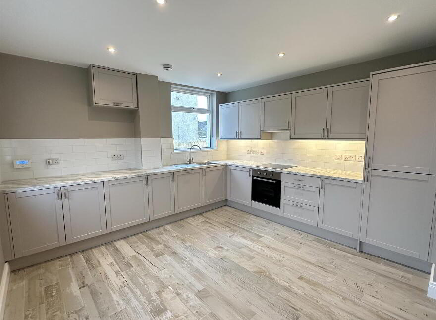 23 Shimna Road, Newcastle, BT33 0EE