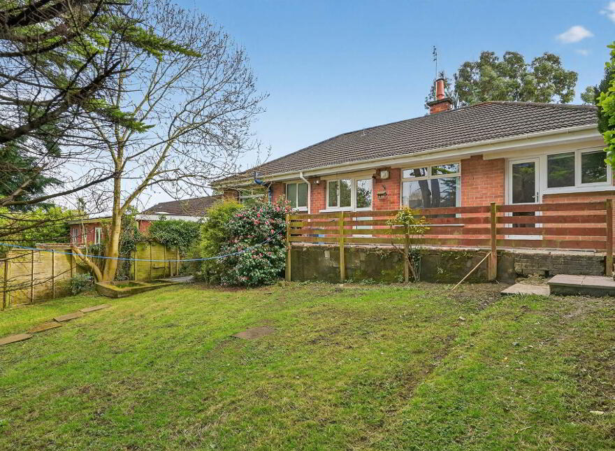 42 Martello Park, Seahill, Holywood, BT18 0DG