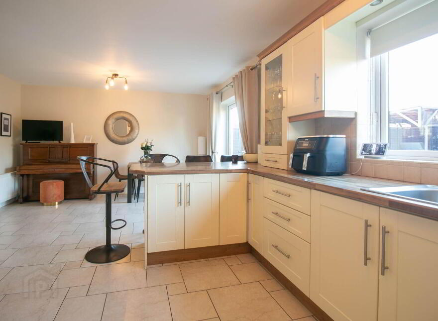 12 Lismeen Hills, Ballyjamesduff, A82Y6C8