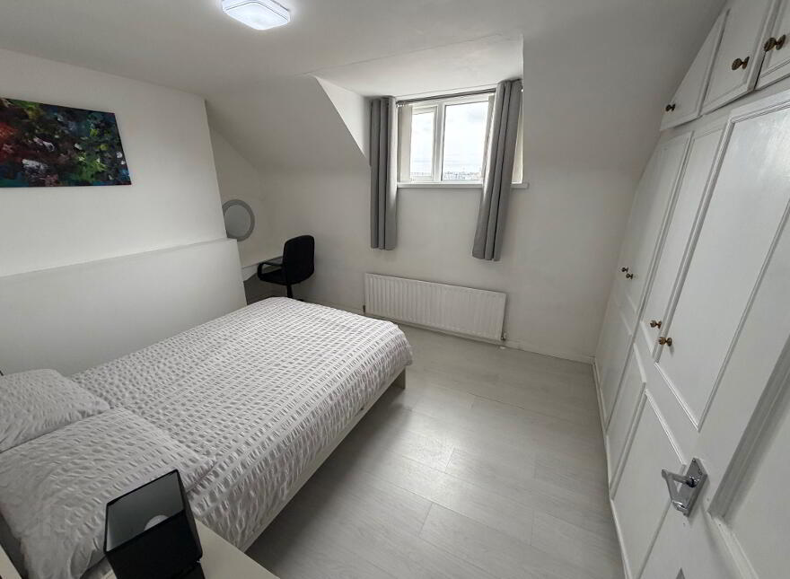 2 Westend Terrace, Cityside, L'Derry, BT48 9EW
