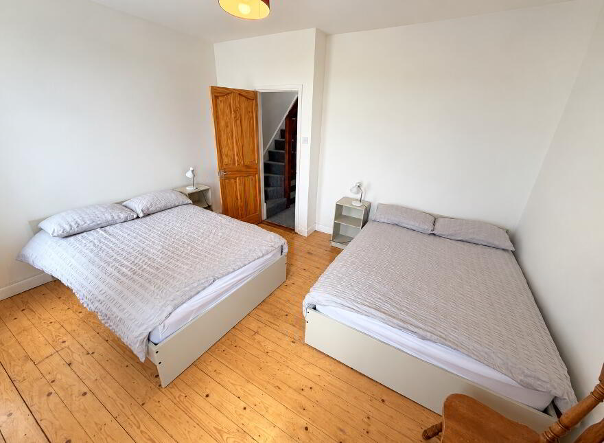 2 Westend Terrace, Cityside, L'Derry, BT48 9EW