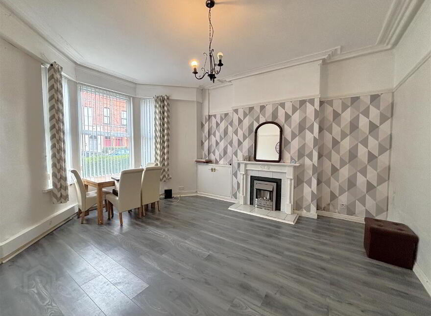 5 Woodland Avenue, Belfast, BT14 6BY