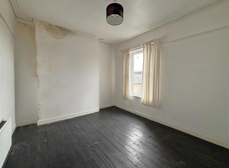5 Woodland Avenue, Belfast, BT14 6BY
