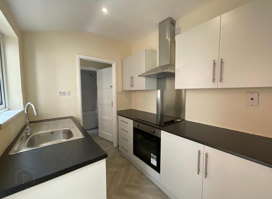 146 Donegall Avenue, Belfast, BT12 6LY