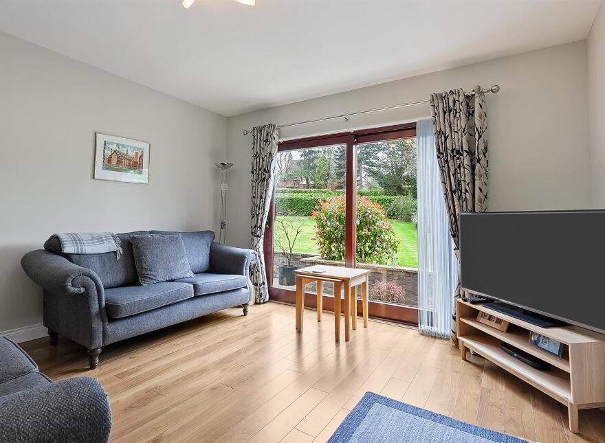 12 Kings Court, Templepatrick, BT39 0EB
