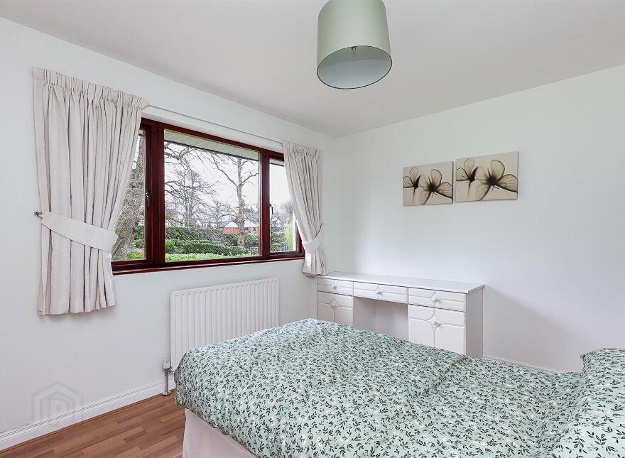 12 Kings Court, Templepatrick, BT39 0EB