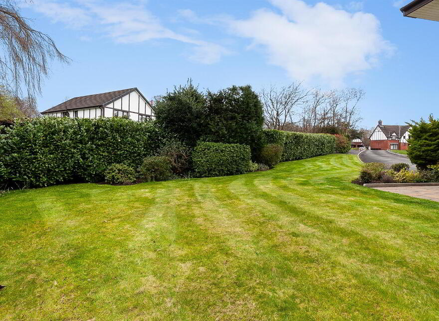 12 Kings Court, Templepatrick, BT39 0EB