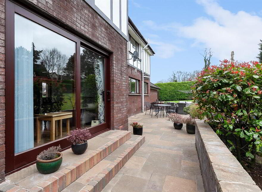 12 Kings Court, Templepatrick, BT39 0EB
