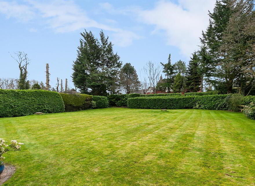 12 Kings Court, Templepatrick, BT39 0EB