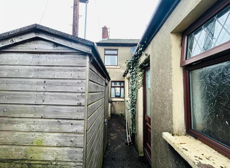 62 Bonds Street, L'Derry, BT47 6EG