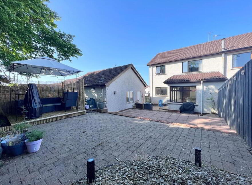 51 Mansefield Heights, Portglenone, Ballymena, BT44 8JR