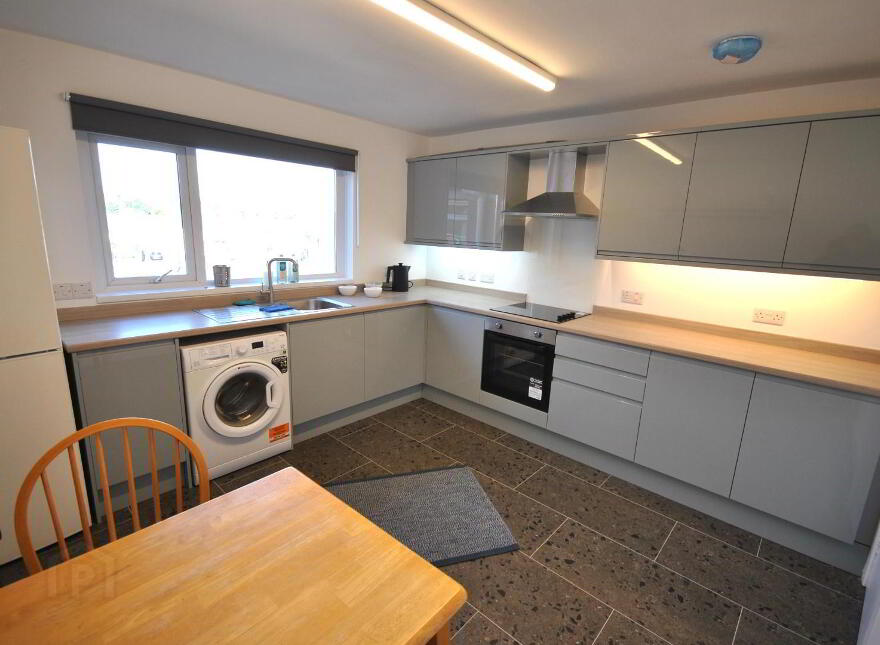 15 Sunningdale Court, Bangor, BT20 4SW