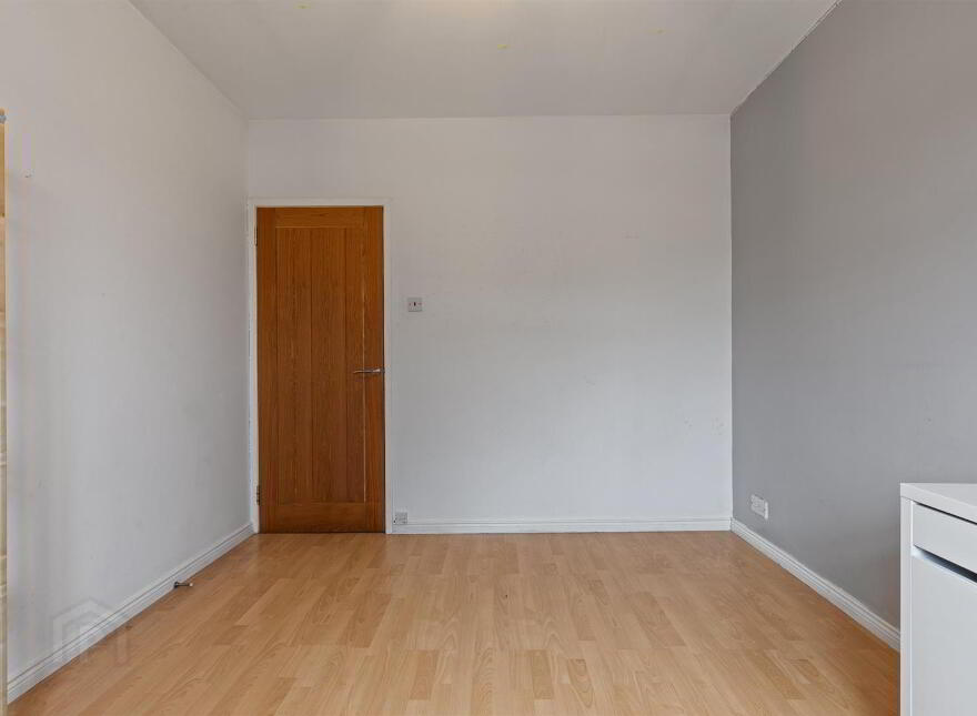 21 Knockbracken Road, Belfast, BT8 6SE