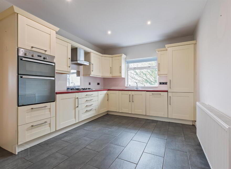 21 Knockbracken Road, Belfast, BT8 6SE