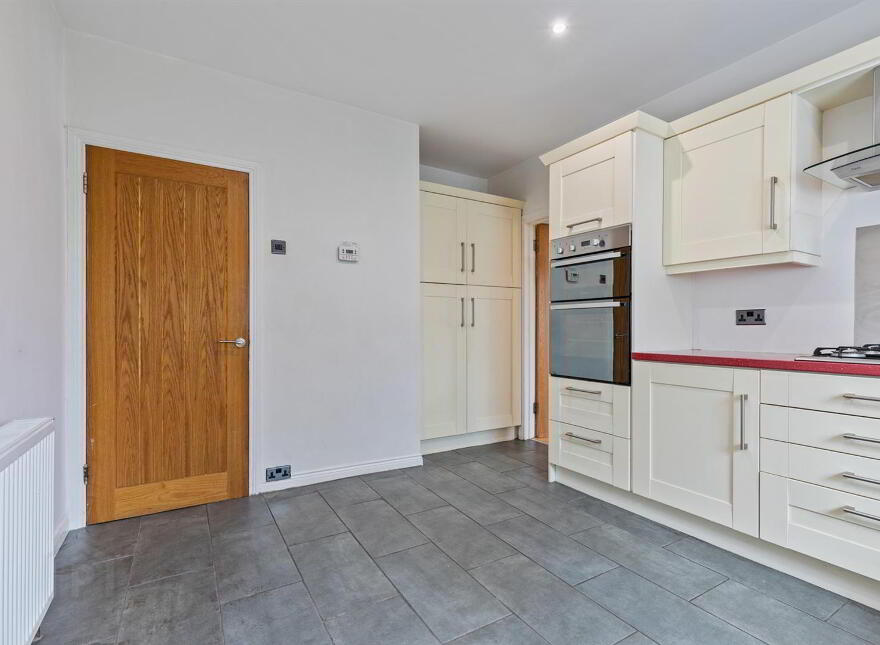 21 Knockbracken Road, Belfast, BT8 6SE