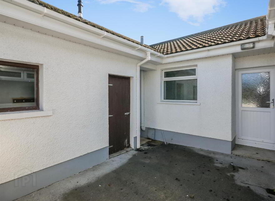 21 Knockbracken Road, Belfast, BT8 6SE