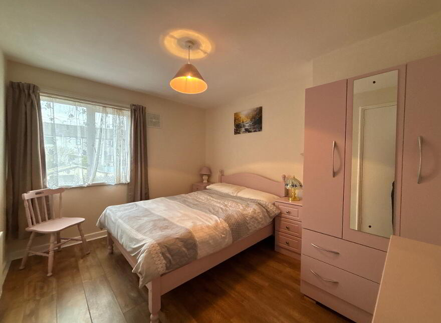 16 Pearse Park, Clonmel, E91E267
