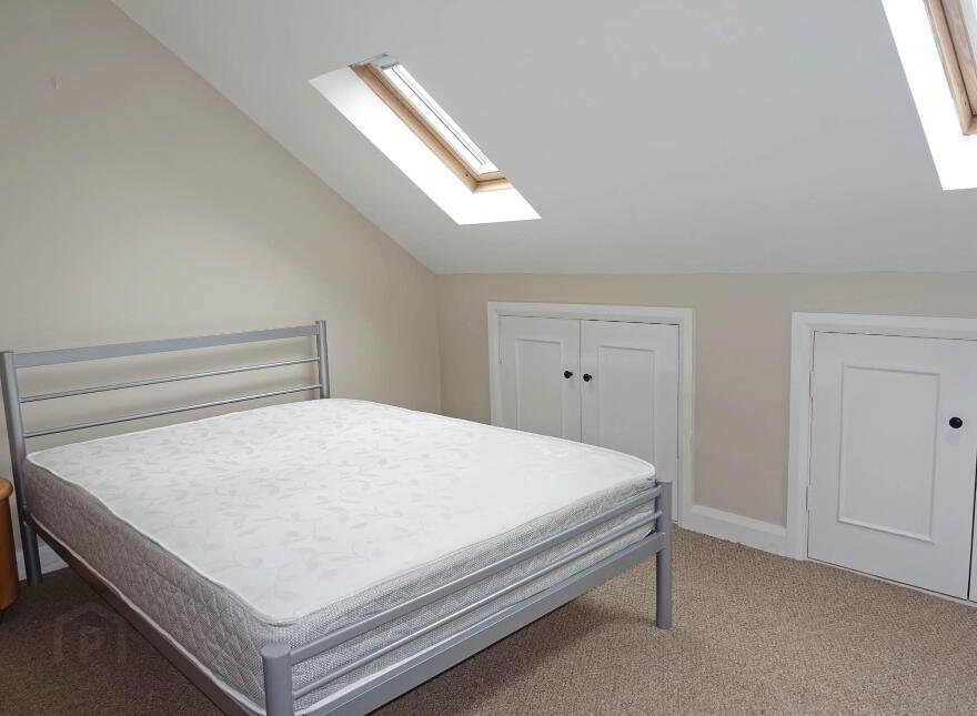 11 Laurel Grove, Enniskillen, BT74 4EQ