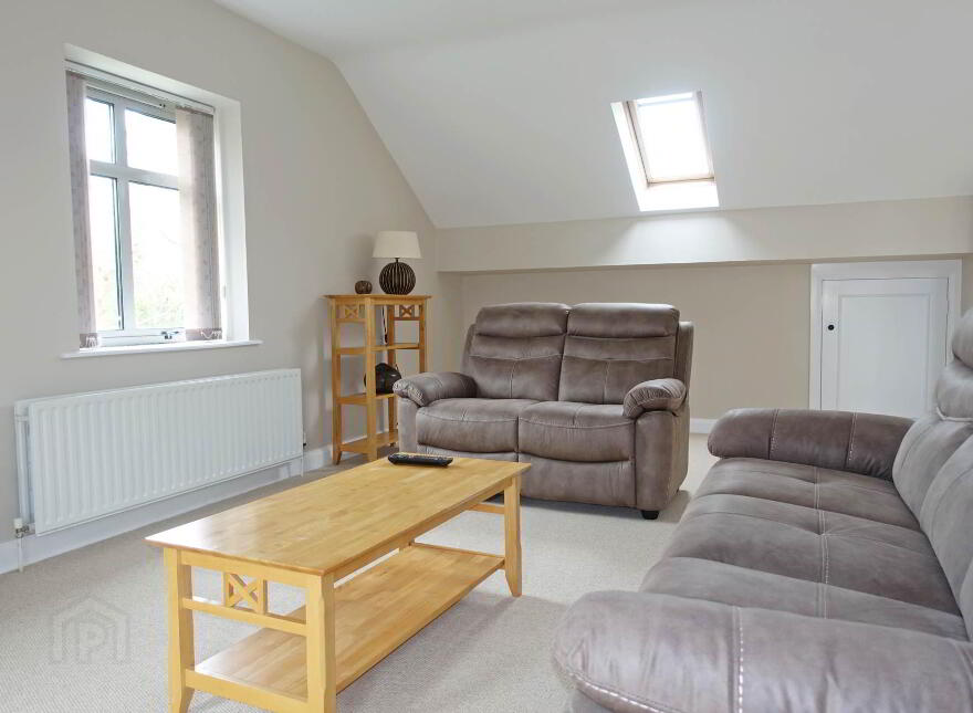 11 Laurel Grove, Enniskillen, BT74 4EQ