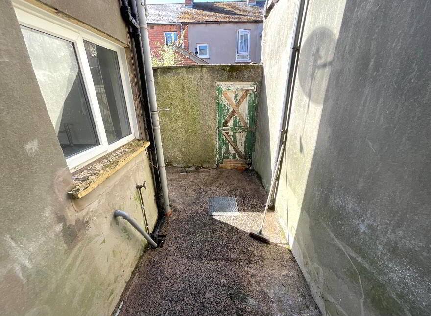 18 Rathlin Street, Belfast, BT13 3DZ
