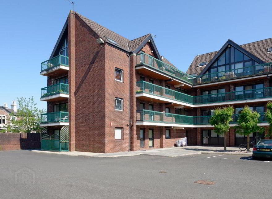1 Balmoral Court, Belfast, BT9 7GR