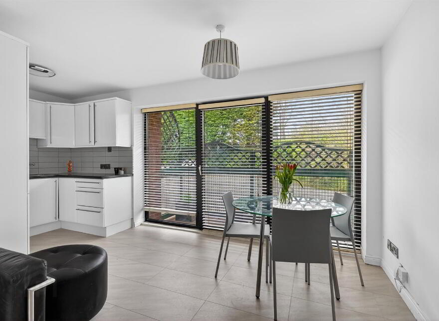 1 Balmoral Court, Belfast, BT9 7GR