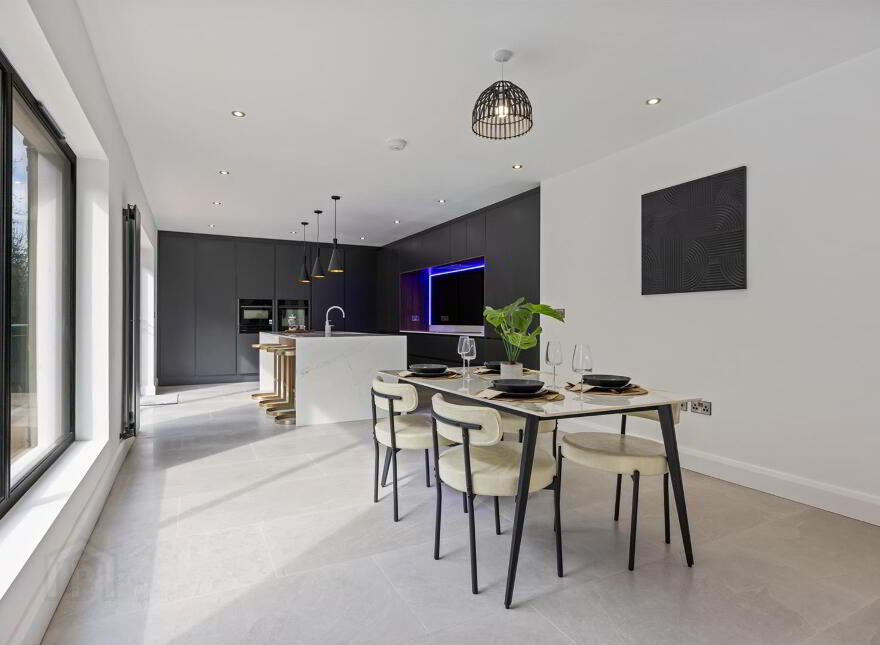 Quarry Manor, 9 Middle Braniel Road, Belfast, BT5 7TU