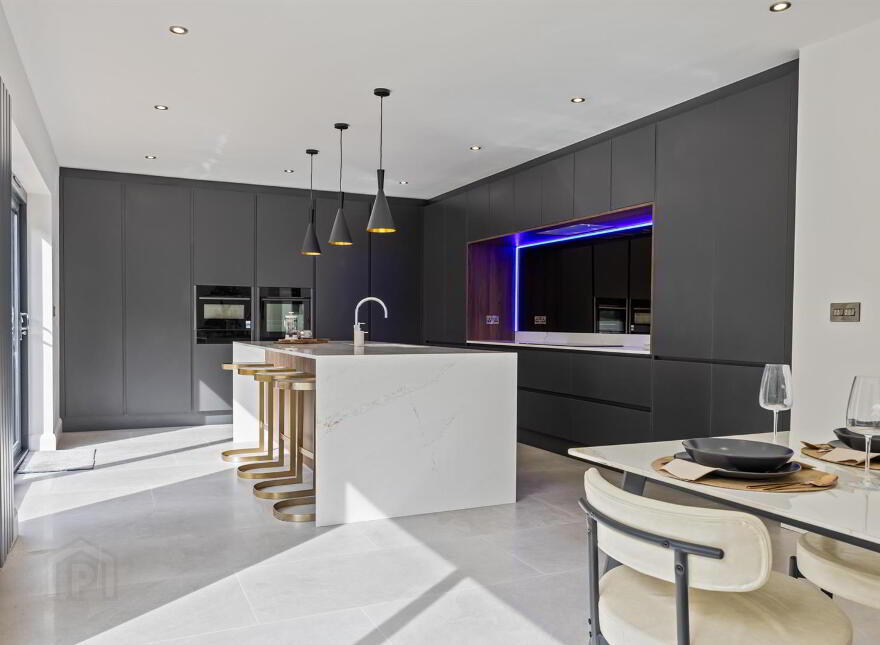 Quarry Manor, 9 Middle Braniel Road, Belfast, BT5 7TU