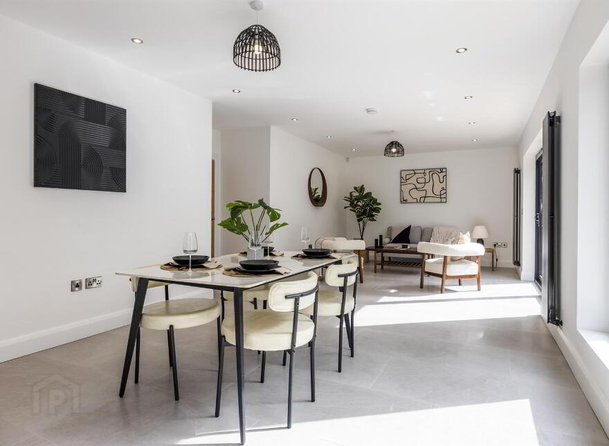 Quarry Manor, 9 Middle Braniel Road, Belfast, BT5 7TU