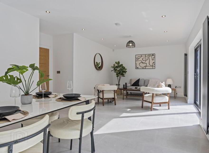 Quarry Manor, 9 Middle Braniel Road, Belfast, BT5 7TU