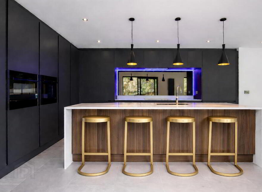 Quarry Manor, 9 Middle Braniel Road, Belfast, BT5 7TU