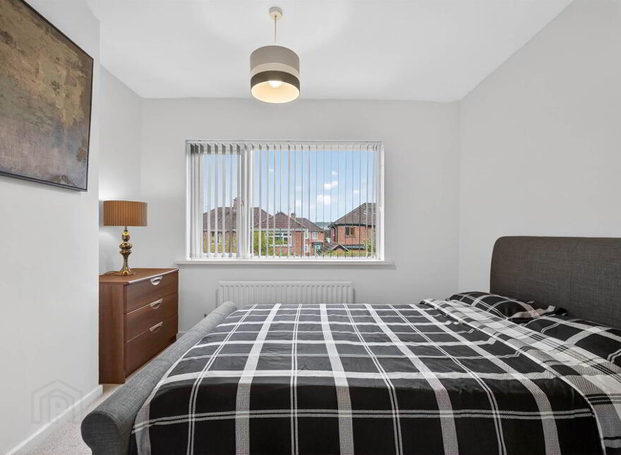 50 Belvedere Park, Belfast, BT9 5GT