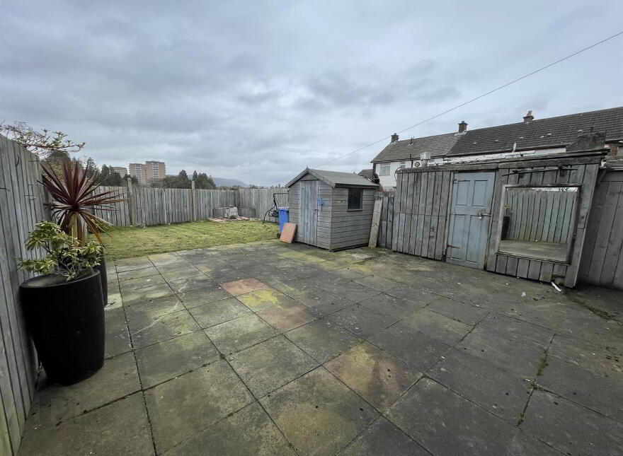 53 Hornbeam Road, Dunmurry, Belfast, BT17 9DW